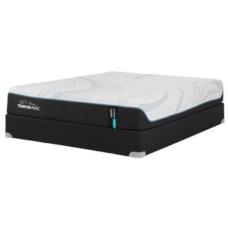 Adapt 2.0-Medium King Mattress w/Regular Foundation by Tempur-Pedic