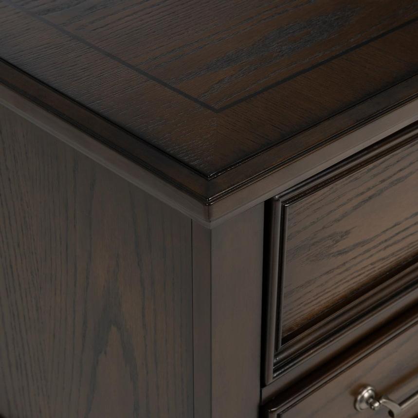 Tomas Dresser  alternate image, 11 of 13 images.